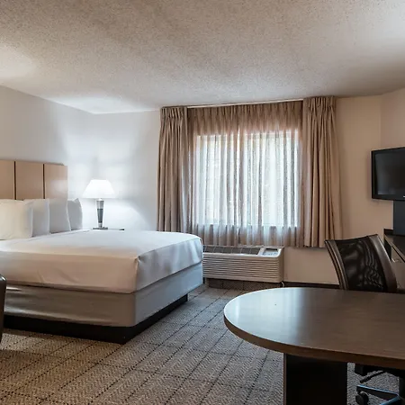 Sonesta Simply Suites Fort Worth