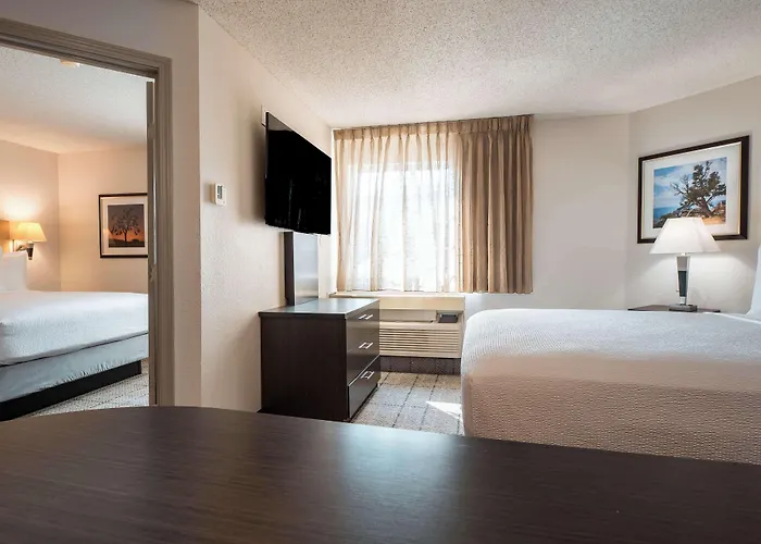Sonesta Simply Worth Hotel
