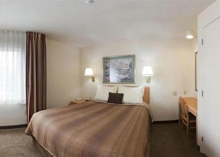 Hotel Sonesta Simply Worth 3*